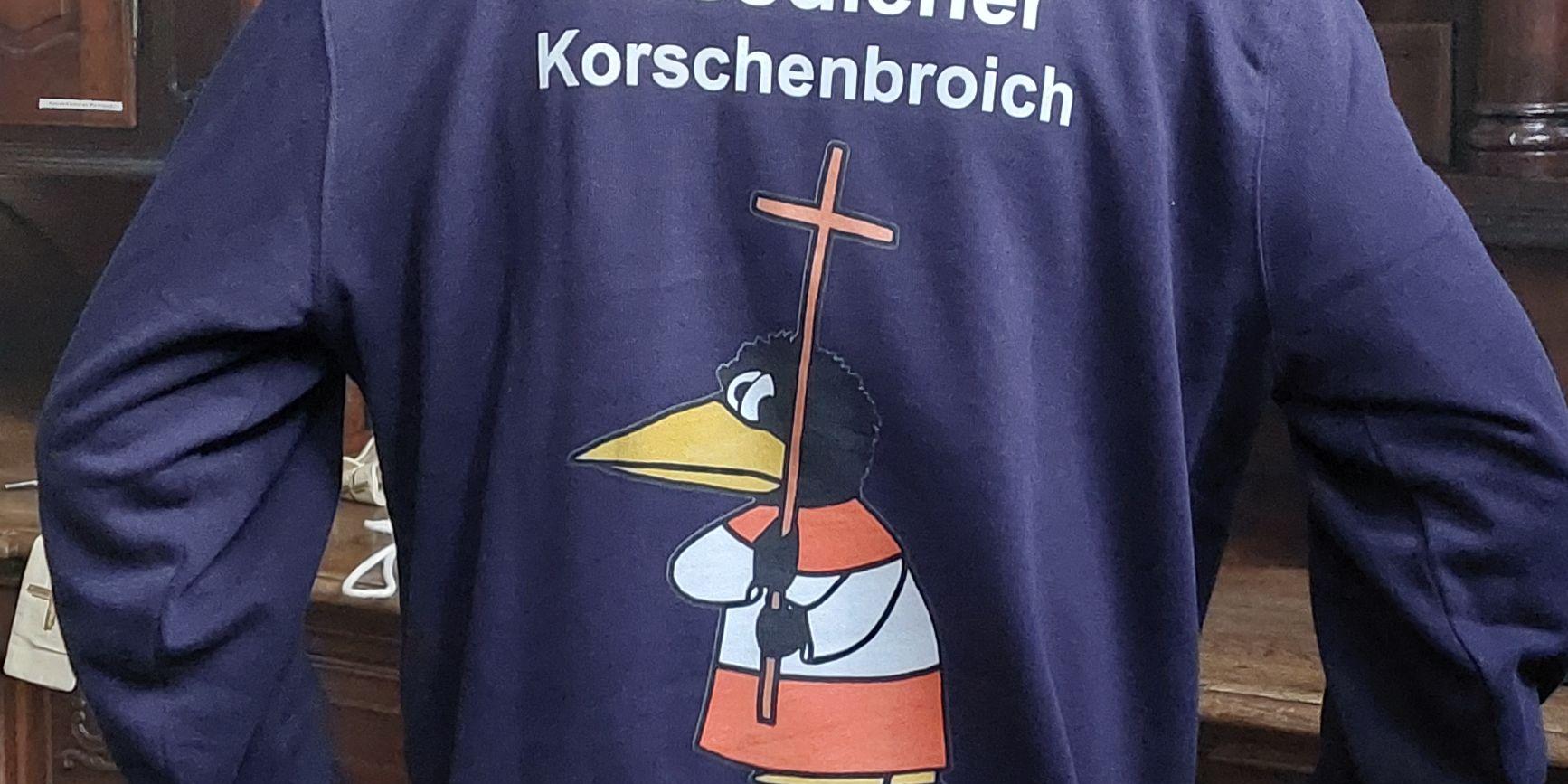Neue Pullover für Messdiener