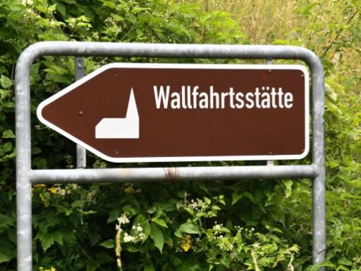 Sternwallfahrt der St.-Matthias-Bruderschaft Kleinenbroich (c) pfarrbriefservice Sternwallfahrt der St.-Matthias-Bruderschaft Kleinenbroich