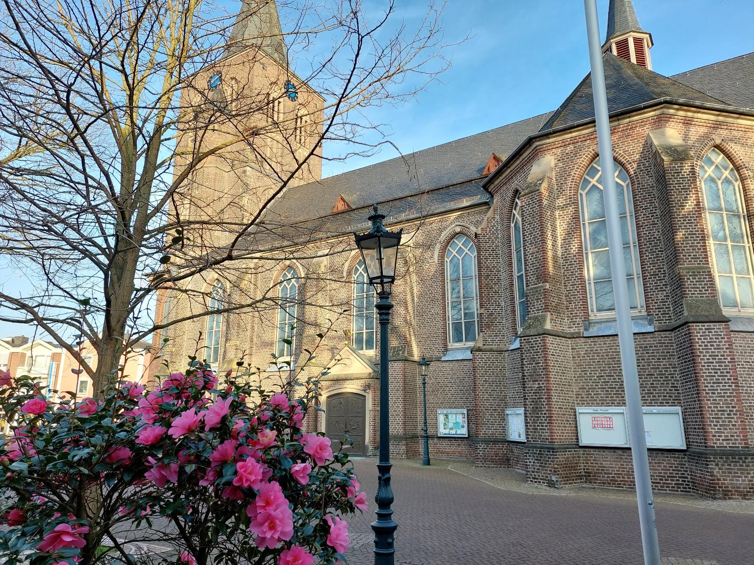 Kirche St. Andreas (c) GdG Korschenbroich