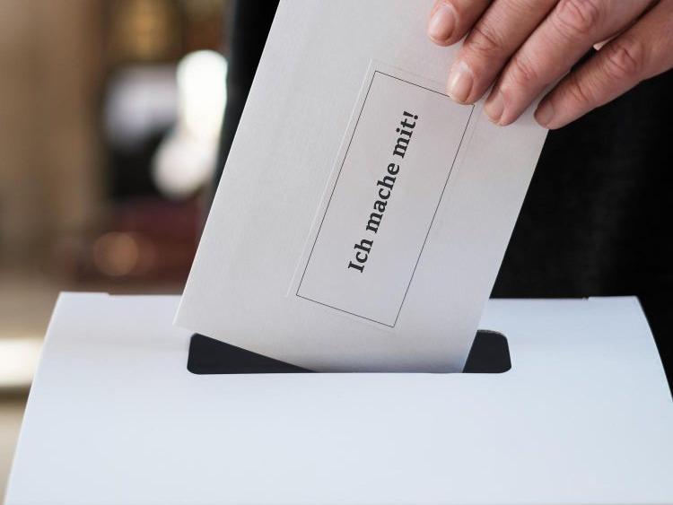 Machen Sie Ihr Kreuz. Wahl des neuen Rats PR Korschenbroich (c) pfarrbriefservice