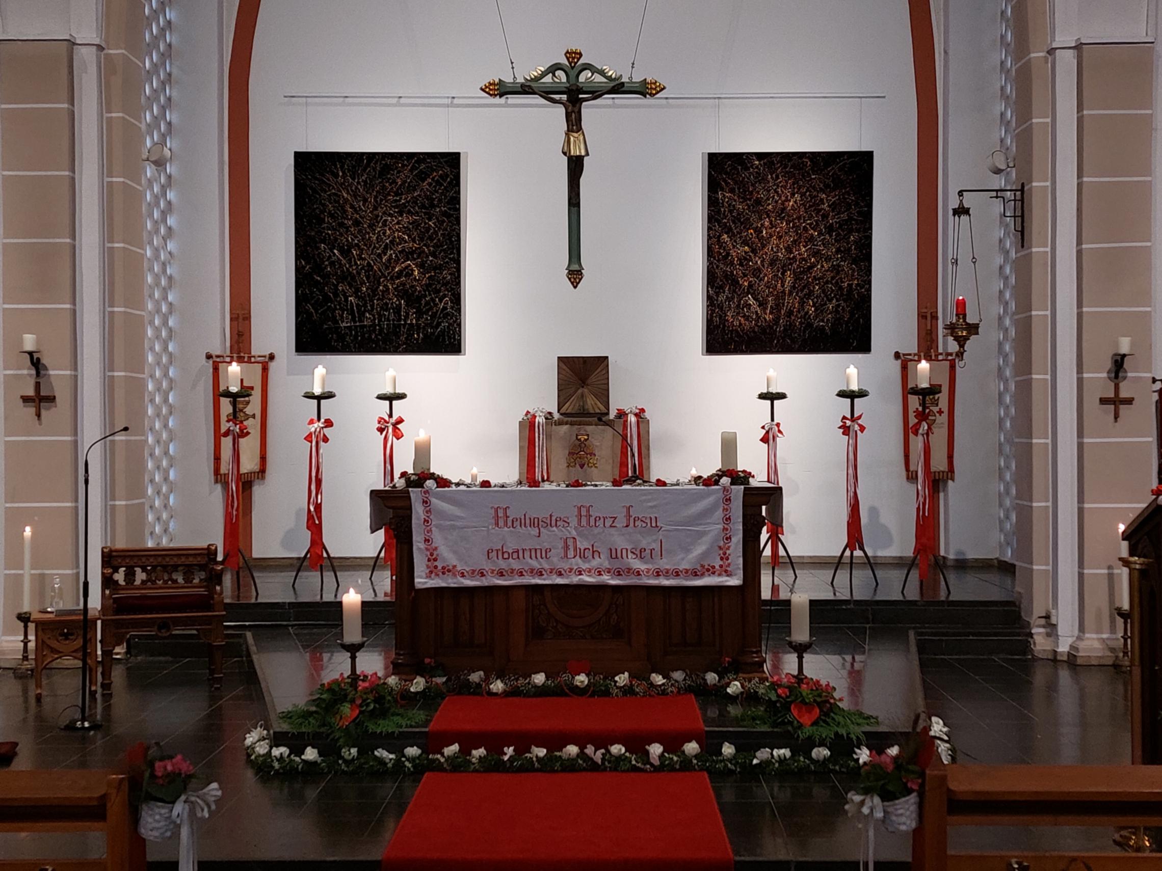 Herz Jesu 2025 - Altarraum (c) D. Rehaag