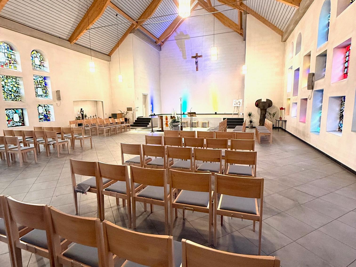 Kirchenstühle (c) Christoph Sochart Kirchenstühle